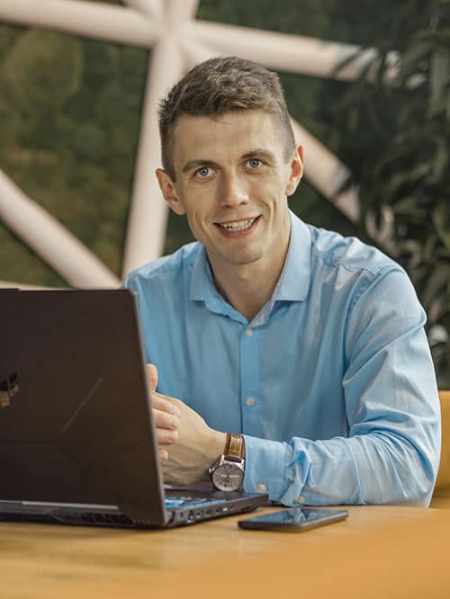 Konrad Gładyszek Mowa Ciała